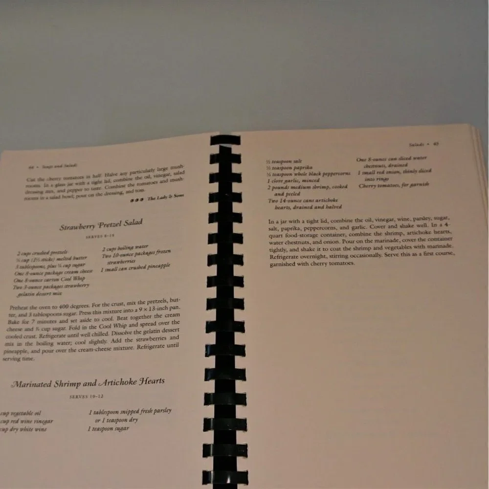 The Lady & Sons Too 2000 Paula  Deen A Whole New Batch of Recipes from Savannah